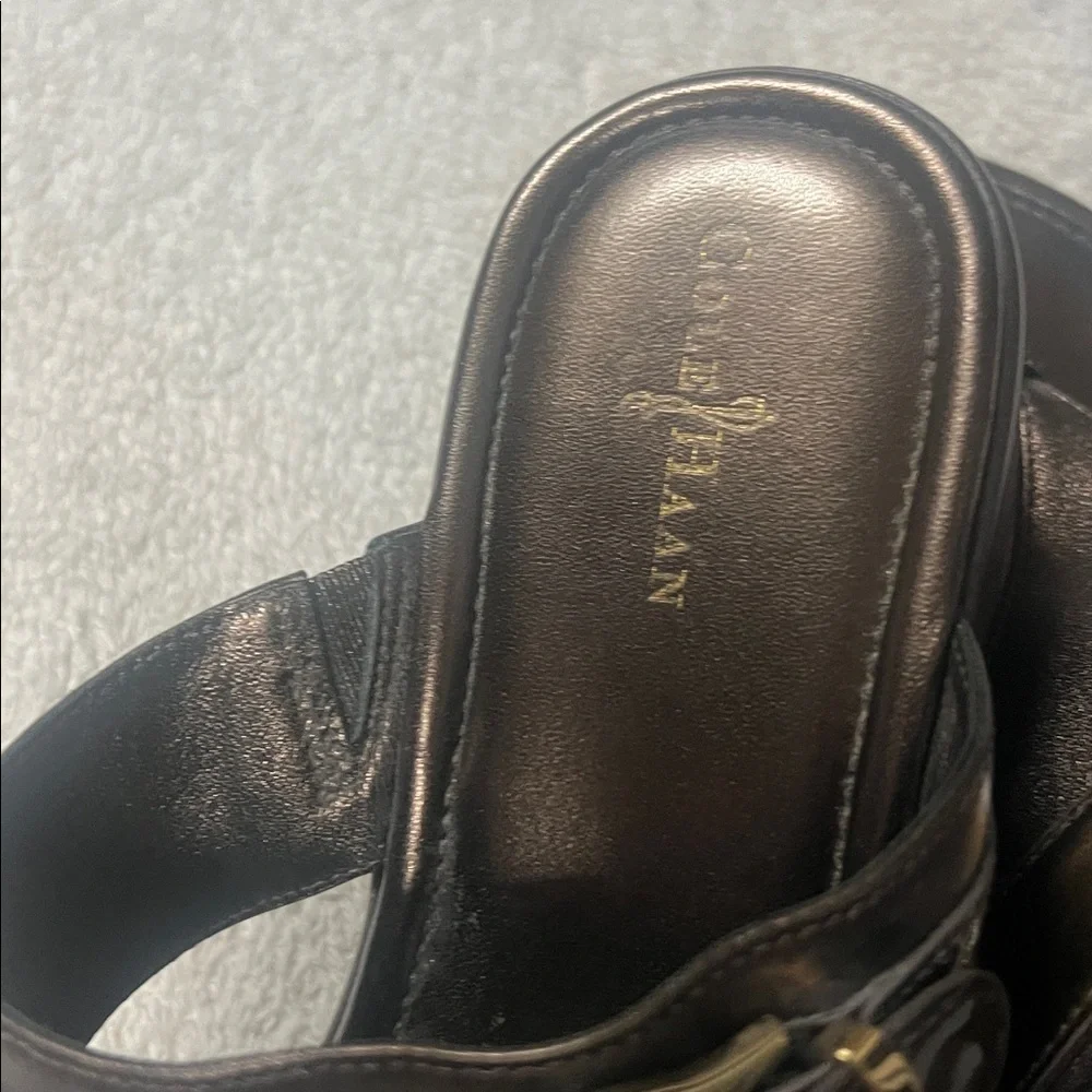 Cole Haan Nike Air Leather Thong Sandals with Buckle Detail